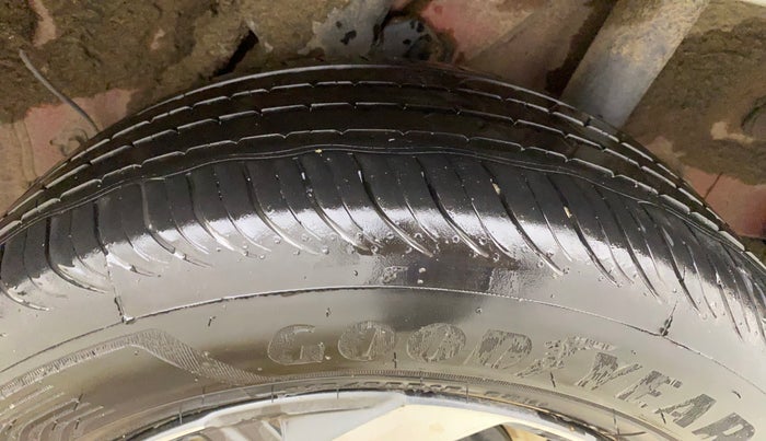 2019 Hyundai VENUE SX PLUS 1.0 TURBO DCT DUAL TONE, Petrol, Automatic, 64,818 km, Left Rear Tyre Tread