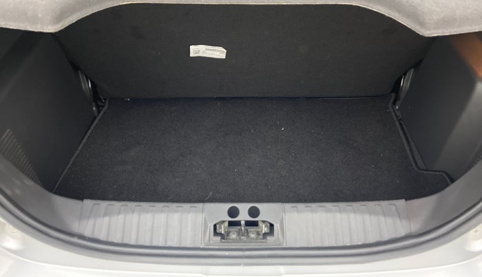 2019 Ford New Figo 1.2 TITANIUM BLU, Petrol, Manual, 36,020 km, Boot Inside