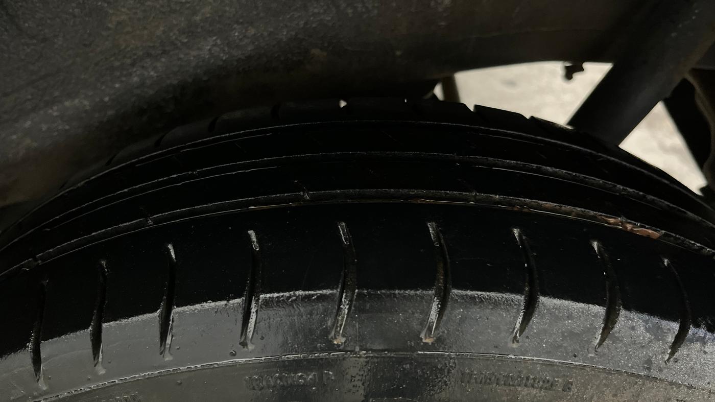 2015 Maruti Wagon R 1.0 LXI, Petrol, Manual, 69,404 km, Left Rear Tyre Tread