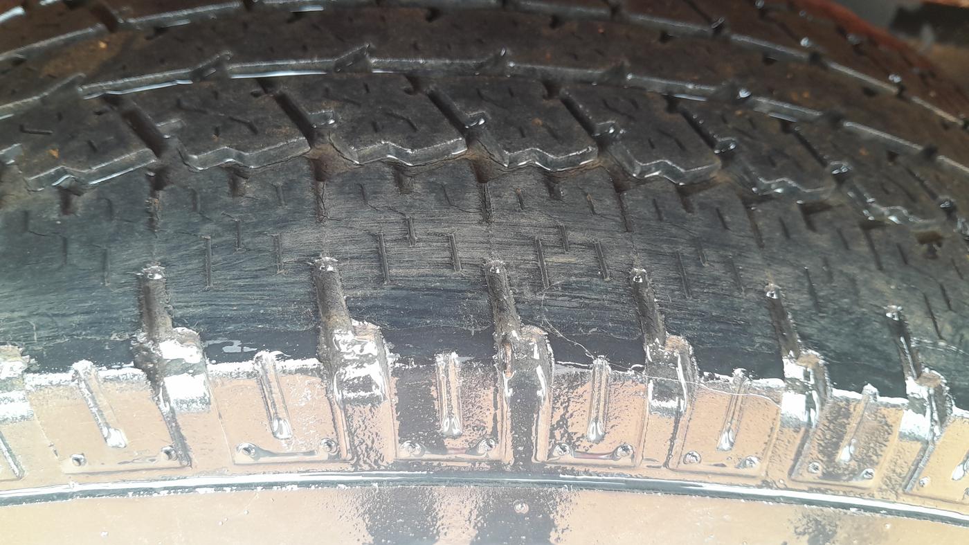 2014 Mahindra Xylo H8 ABS BS IV, Diesel, Manual, 51,807 km, Right Rear Tyre Tread