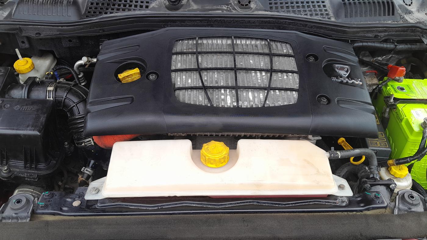 2014 Mahindra Xylo H8 ABS BS IV, Diesel, Manual, 51,807 km, Engine View