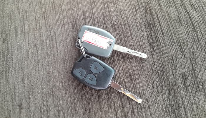 2014 Mahindra Xylo H8 ABS BS IV, Diesel, Manual, 51,807 km, Key Close Up