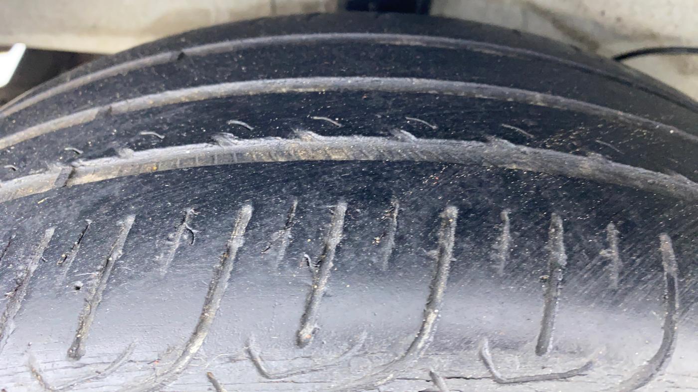 2018 Hyundai NEW SANTRO 1.1 SPORTZ MT CNG, CNG, Manual, 98,172 km, Right Rear Tyre Tread