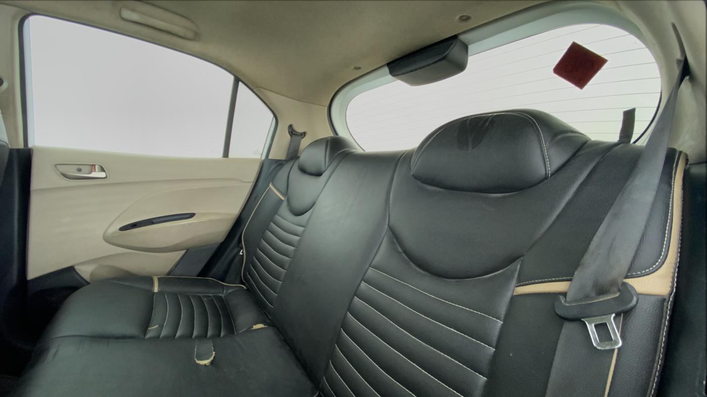 2018 Hyundai NEW SANTRO 1.1 SPORTZ MT CNG, CNG, Manual, 98,172 km, Right Side Rear Door Cabin