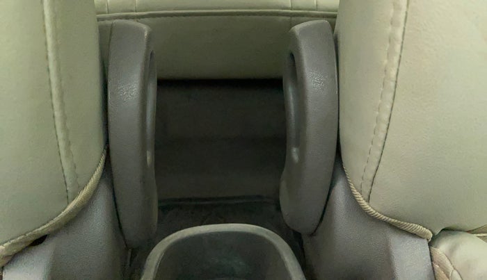 2011 Hyundai i10 MAGNA 1.2, Petrol, Manual, 65,724 km, Driver Side Adjustment Panel