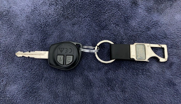 2021 Maruti Swift VXI D, Petrol, Manual, 16,131 km, Key Close Up