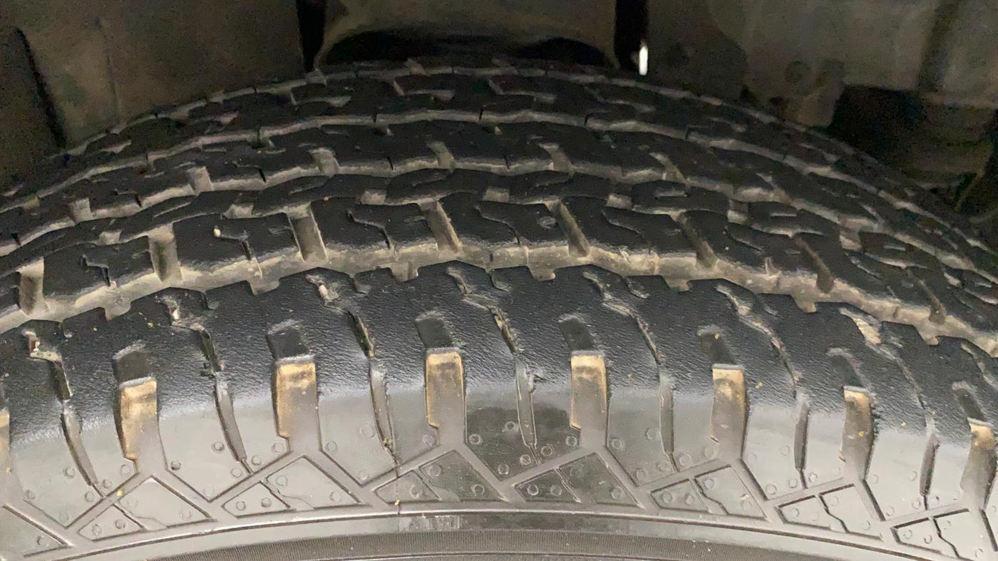 2021 Mahindra Thar LX D 4*4 MT HT, Diesel, Manual, 15,587 km, Right Front Tyre Tread