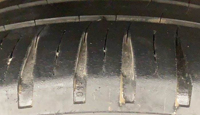 2017 Honda Jazz 1.2L I-VTEC V, Petrol, Manual, 94,519 km, Right Rear Tyre Tread