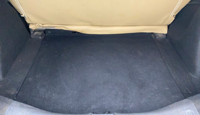 2017 Honda Jazz 1.2L I-VTEC V, Petrol, Manual, 94,519 km, Boot Inside