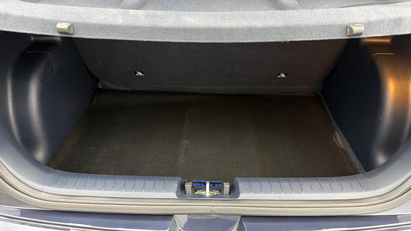 2019 Hyundai VENUE SX PLUS 1.0 TURBO DCT DUAL TONE, Petrol, Automatic, 27,270 km, Boot Inside