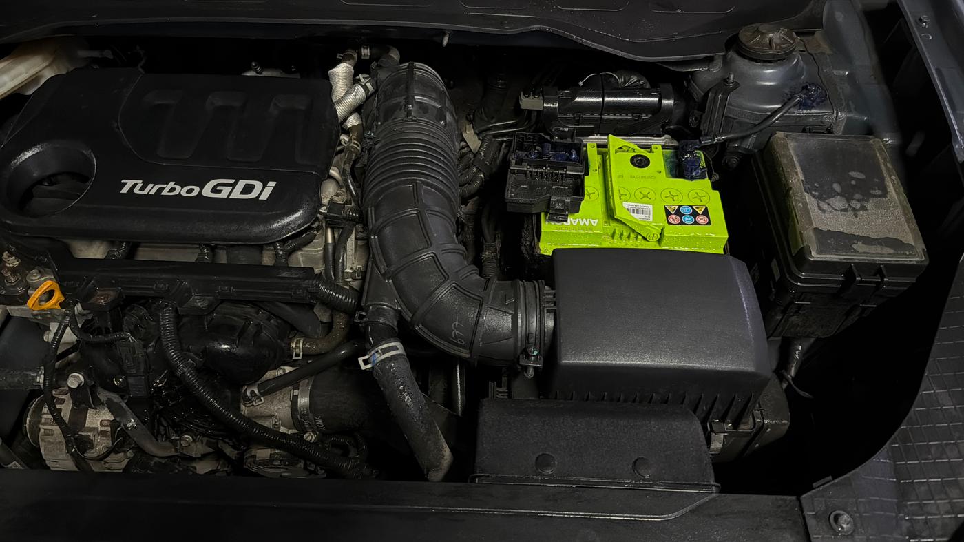 2019 Hyundai VENUE SX PLUS 1.0 TURBO DCT DUAL TONE, Petrol, Automatic, 27,270 km, Engine View - Left