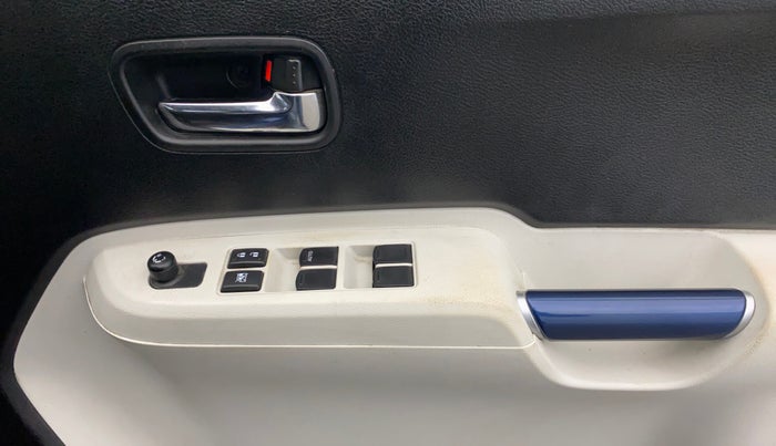 2021 Maruti IGNIS DELTA 1.2, Petrol, Manual, 39,581 km, Driver Side Door Panels Control
