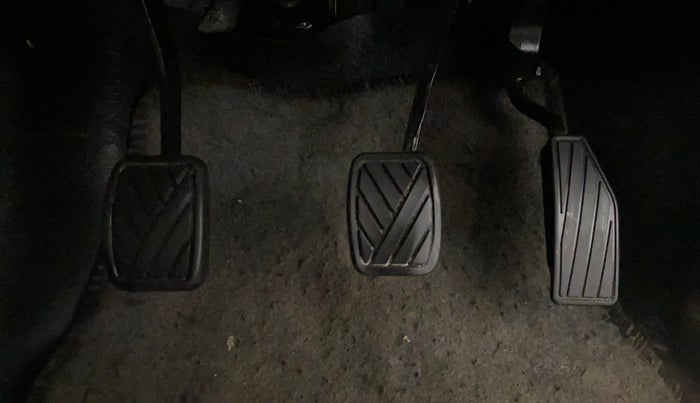 2021 Maruti IGNIS DELTA 1.2, Petrol, Manual, 39,581 km, Pedals