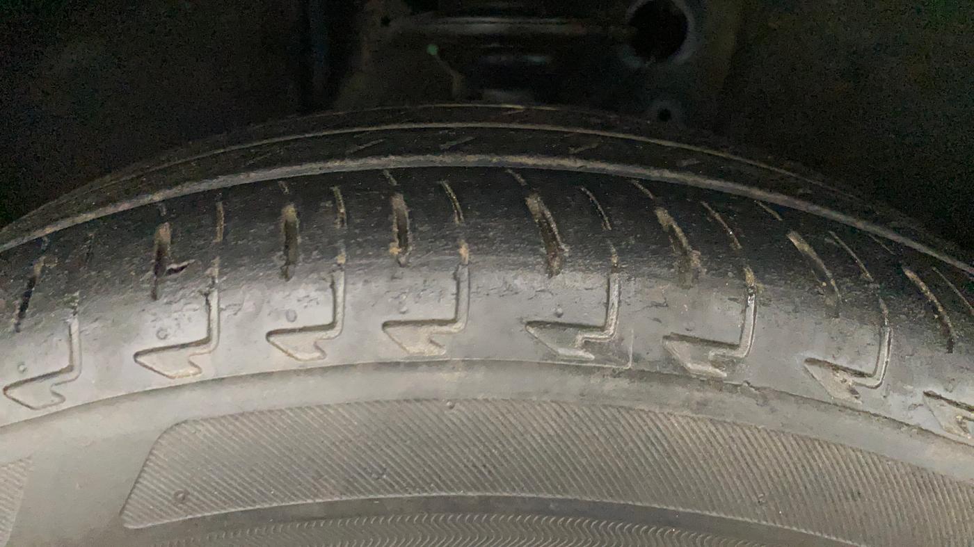 2021 Maruti IGNIS DELTA 1.2, Petrol, Manual, 39,581 km, Left Front Tyre Tread
