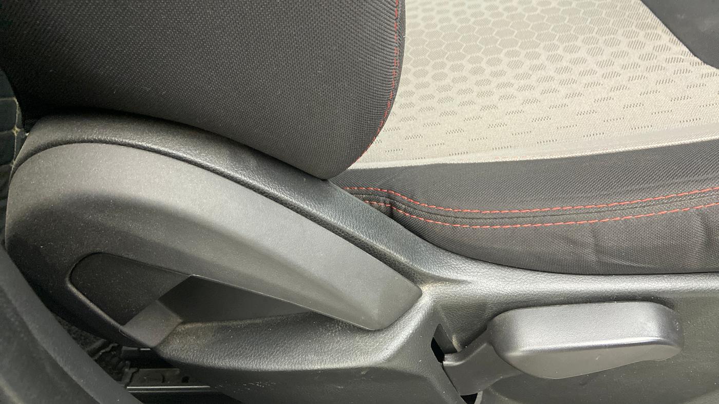 2021 Ford FREESTYLE FLAIR EDITION 1.2 TI VCT, Petrol, Manual, 12,717 km, Driver Side Adjustment Panel