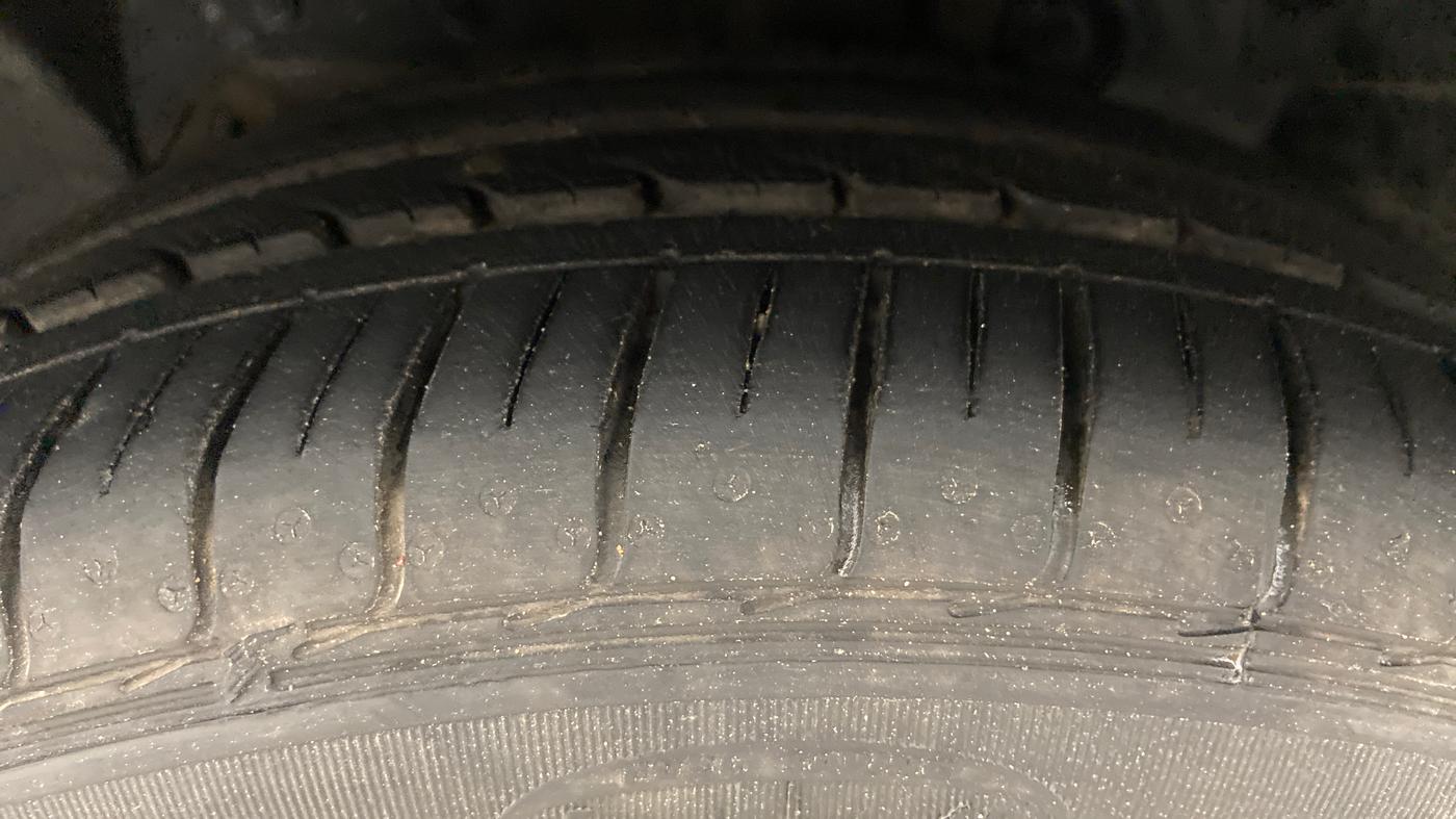 2021 Ford FREESTYLE FLAIR EDITION 1.2 TI VCT, Petrol, Manual, 12,717 km, Left Front Tyre Tread