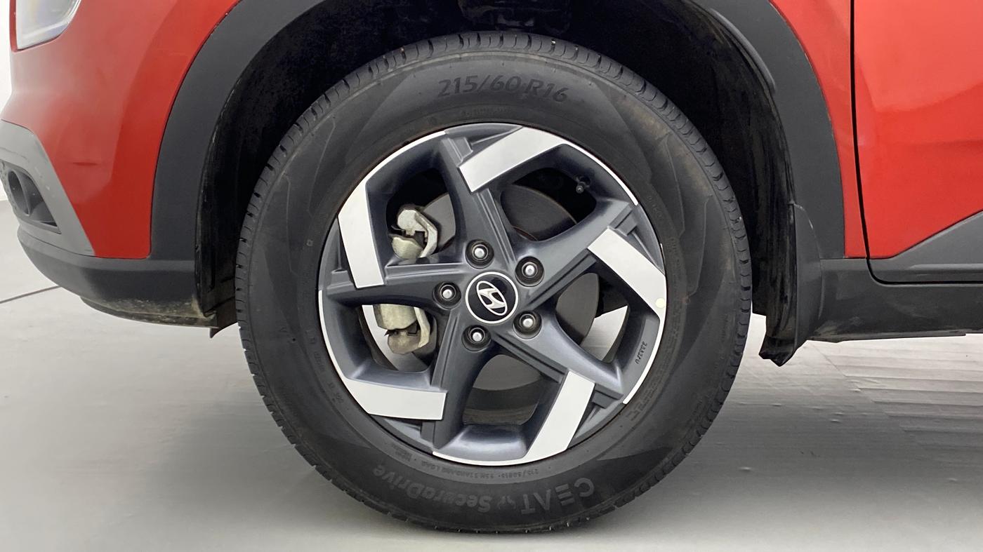 2019 Hyundai VENUE 1.0L Turbo GDI SX(O) MT, Petrol, Manual, 14,755 km, Left Front Wheel