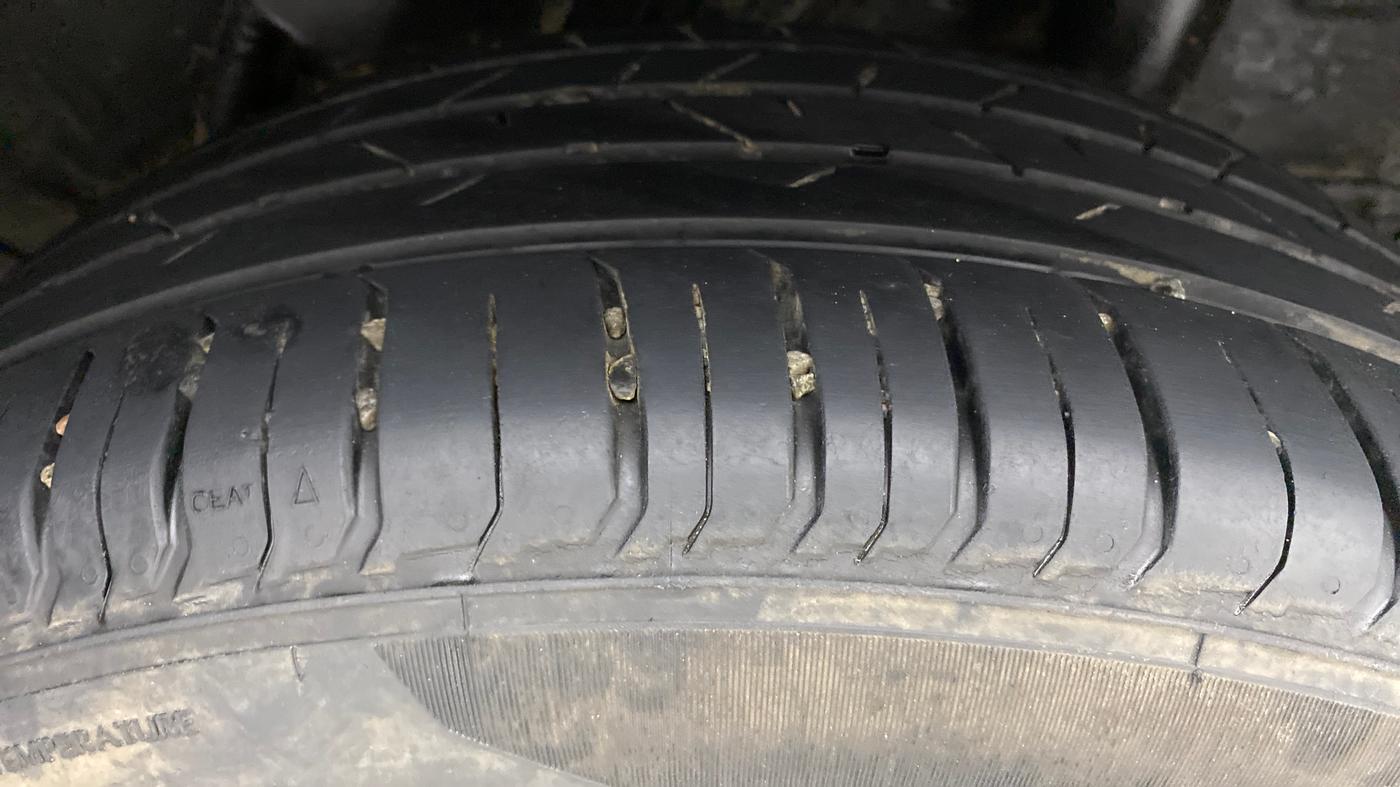 2019 Hyundai VENUE 1.0L Turbo GDI SX(O) MT, Petrol, Manual, 14,755 km, Left Rear Tyre Tread