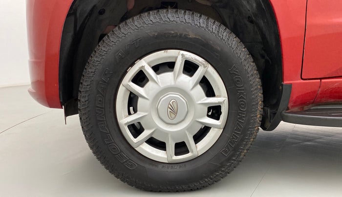 2017 Mahindra TUV300 T6, Diesel, Manual, 57,444 km, Left Front Wheel