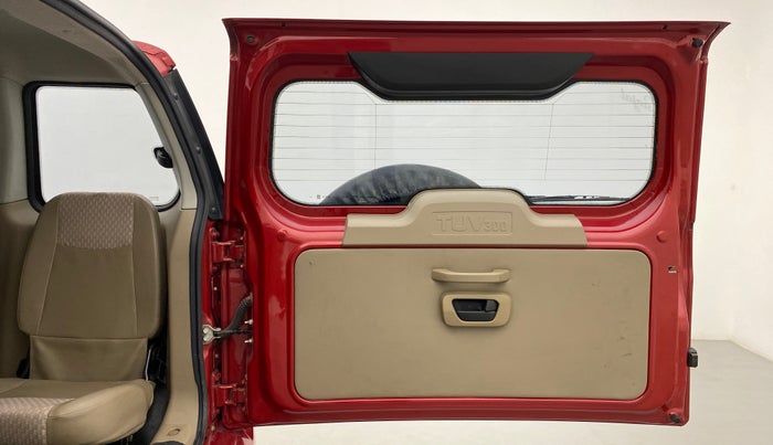 2017 Mahindra TUV300 T6, Diesel, Manual, 57,444 km, Boot Door Open