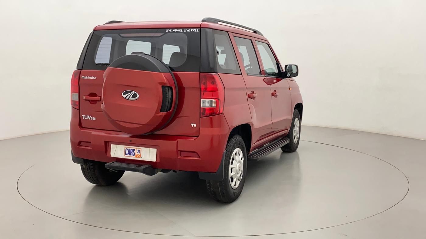 2017 Mahindra TUV300 T6, Diesel, Manual, 57,444 km, Right Back Diagonal