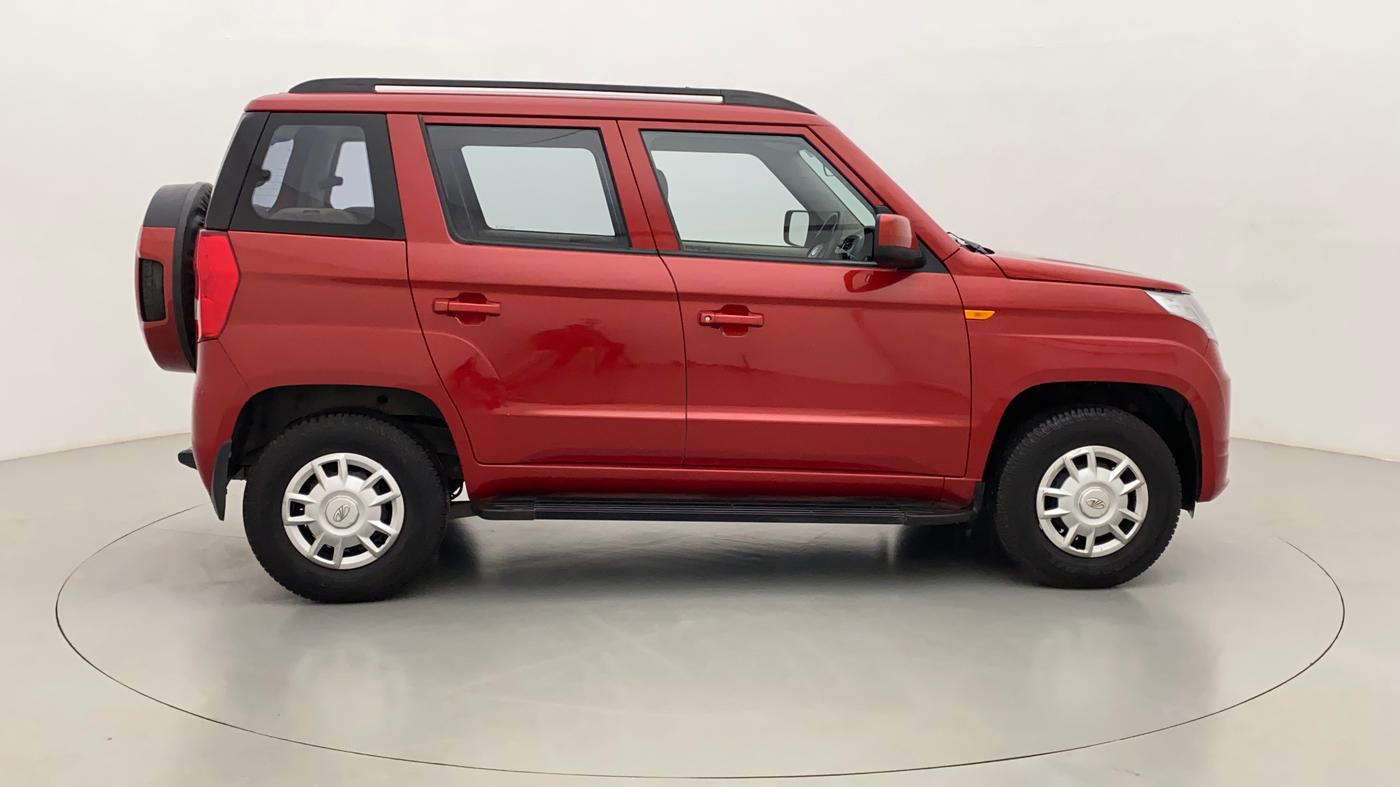 2017 Mahindra TUV300 T6, Diesel, Manual, 57,444 km, Right Side View
