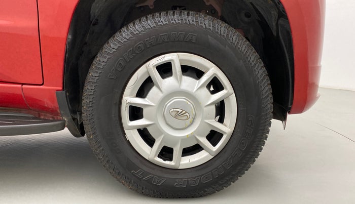 2017 Mahindra TUV300 T6, Diesel, Manual, 57,444 km, Right Front Wheel