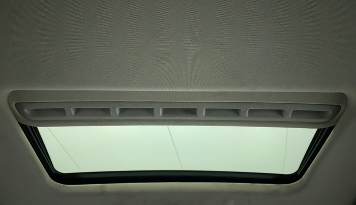 2022 Tata NEXON XM SUNROOF PETROL, Petrol, Manual, 8,867 km, Moonroof/ Sunroof