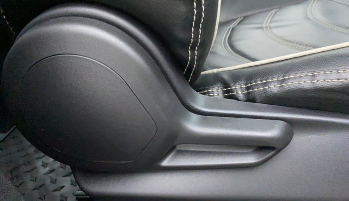 2022 Tata NEXON XM SUNROOF PETROL, Petrol, Manual, 8,867 km, Driver Side Adjustment Panel