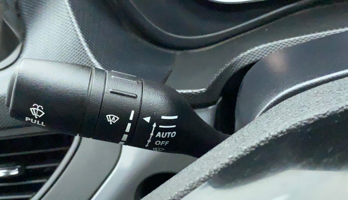 2022 Tata NEXON XM SUNROOF PETROL, Petrol, Manual, 8,867 km, Rain Sensing Wipers
