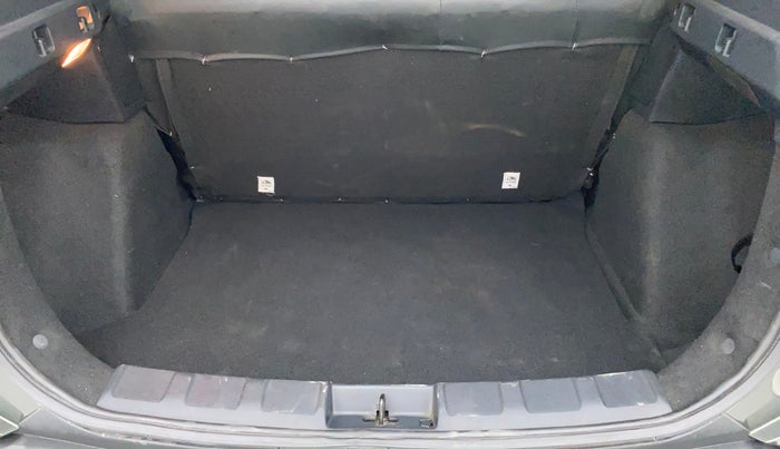 2022 Tata NEXON XM SUNROOF PETROL, Petrol, Manual, 8,867 km, Boot Inside