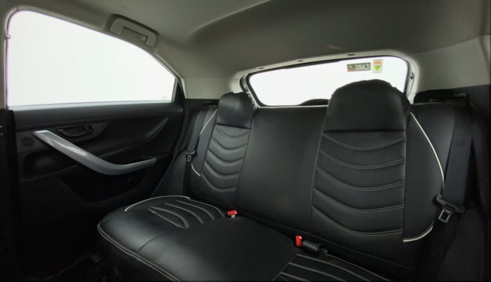 2022 Tata NEXON XM SUNROOF PETROL, Petrol, Manual, 8,867 km, Right Side Rear Door Cabin