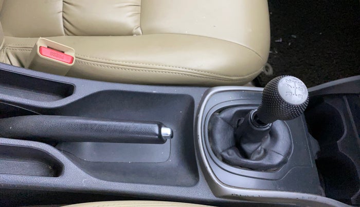 2017 Honda City 1.5L I-VTEC V MT, Petrol, Manual, 85,843 km, Gear Lever