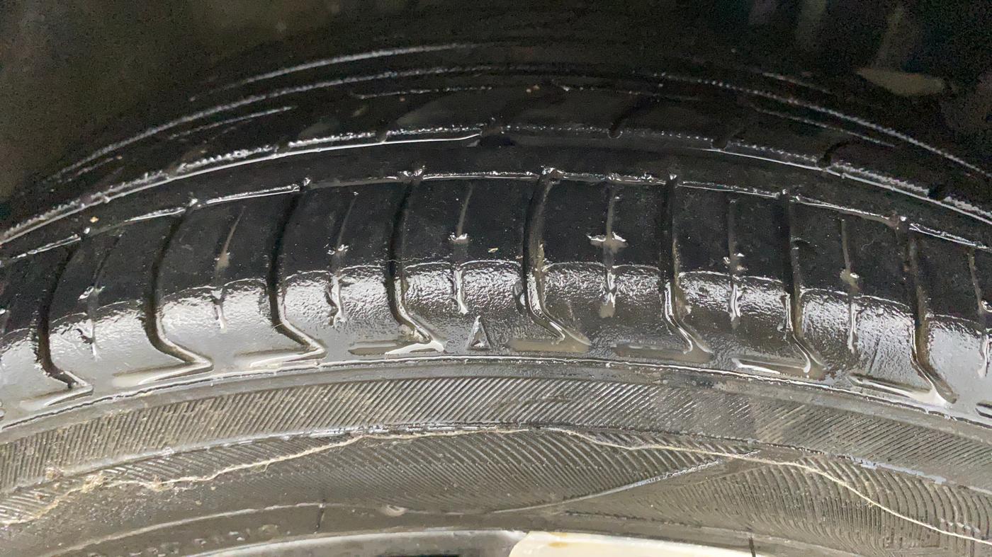2017 Honda City 1.5L I-VTEC V MT, Petrol, Manual, 85,715 km, Right Front Tyre Tread