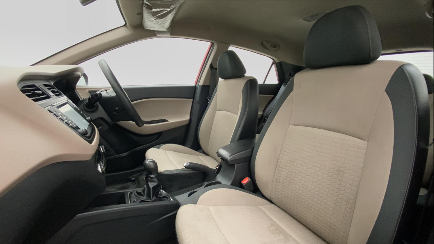 2017 Hyundai Elite i20 ASTA 1.2, Petrol, Manual, 38,071 km, Right Side Front Door Cabin