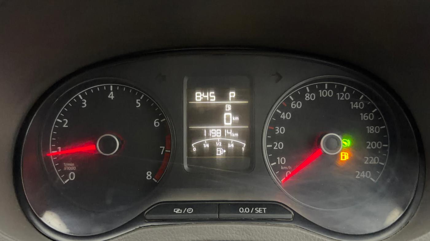 2017 Volkswagen Vento HIGHLINE PETROL AT, Petrol, Automatic, 1,19,448 km, Odometer Image