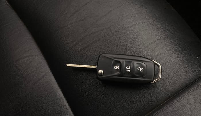2022 Tata ALTROZ XM PLUS DIESEL, Diesel, Manual, 75,747 km, Key Close Up