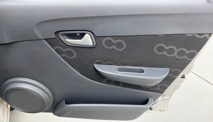 2016 Maruti Alto 800 LXI, Petrol, Manual, 24,456 km, Driver Side Door Panels Control