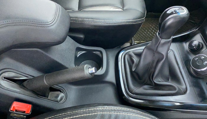 2019 Tata Hexa Varicor 400 XM, Diesel, Manual, 45,799 km, Gear Lever