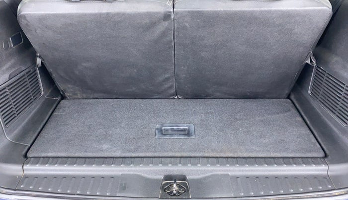 2019 Tata Hexa Varicor 400 XM, Diesel, Manual, 45,799 km, Boot Inside