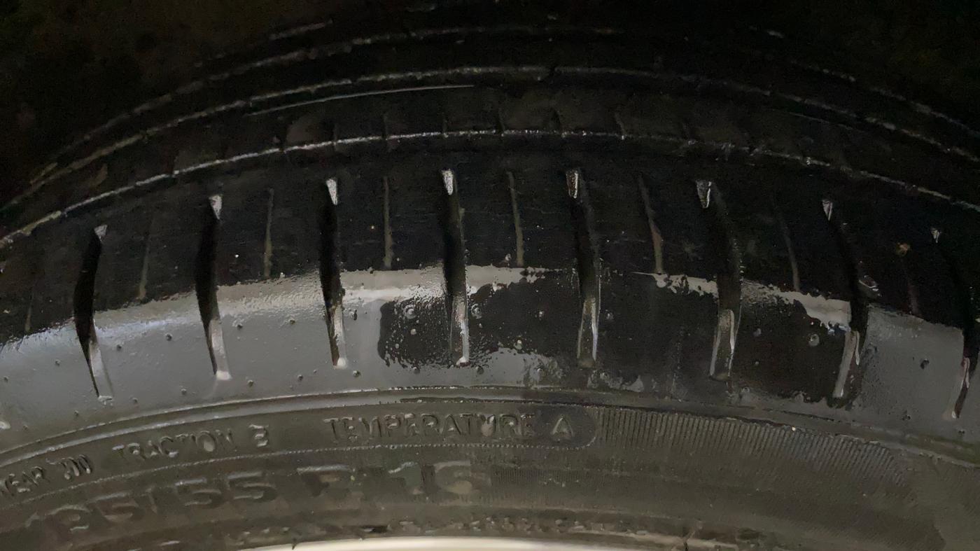 2020 Toyota Glanza G, Petrol, Manual, 38,431 km, Right Front Tyre Tread