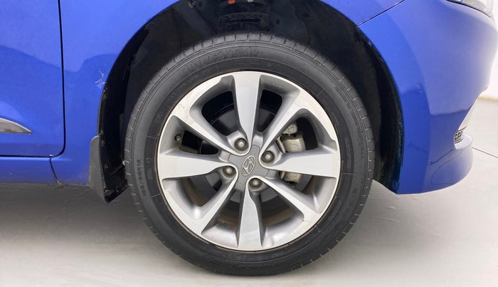 2017 Hyundai Elite i20 ASTA 1.2 (O), Petrol, Manual, 23,426 km, Right Front Wheel