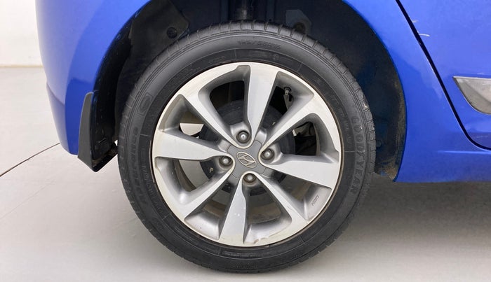 2017 Hyundai Elite i20 ASTA 1.2 (O), Petrol, Manual, 23,426 km, Right Rear Wheel