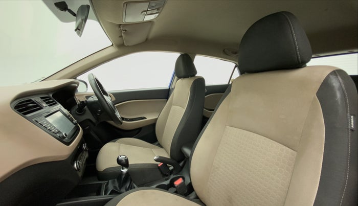 2017 Hyundai Elite i20 ASTA 1.2 (O), Petrol, Manual, 23,426 km, Right Side Front Door Cabin