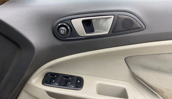 2016 Ford Ecosport TITANIUM 1.5L PETROL AT, Petrol, Automatic, 77,417 km, Driver Side Door Panels Control