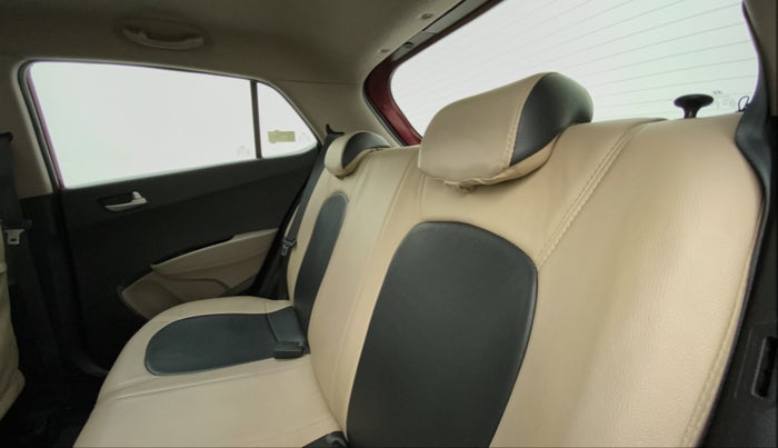 2015 Hyundai Grand i10 ASTA 1.2 KAPPA VTVT, Petrol, Manual, 61,032 km, Right Side Rear Door Cabin