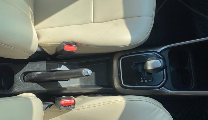 2018 Maruti IGNIS DELTA 1.2 AMT, Petrol, Automatic, 85,388 km, Gear Lever