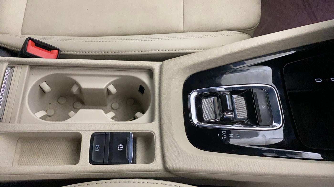2022 Skoda Octavia STYLE 2.0, Petrol, Automatic, 43,686 km, Gear Lever