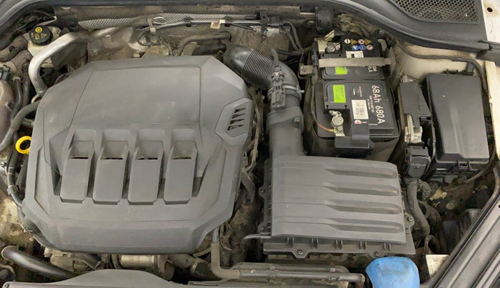 2022 Skoda Octavia STYLE 2.0, Petrol, Automatic, 43,532 km, Engine View - Left