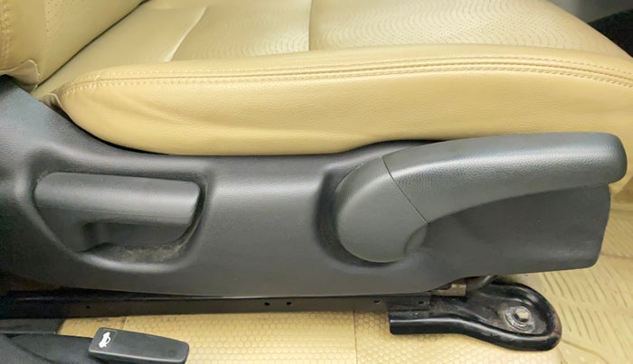 2014 Honda City 1.5L I-VTEC VX, Petrol, Manual, 66,826 km, Driver Side Adjustment Panel